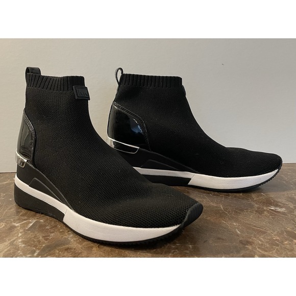 Michael Kors Womens Skyler Black Knit Stretch Wedge Bootie Travel Moonboot 7M - Picture 4 of 16